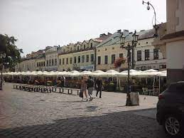 Kontakt bezpośrednio z właścicielami nieruchomości. Rynek W Rzeszowie Bild Von Market Square Rzeszow Tripadvisor