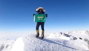 A Female Saudi Arabian Alpinist On Breaking Molds And Smashing Stigmas Rei Co Op Journal Alpinist Top Of Mount Everest Mount Everest