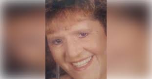 Polly Ryan's Instagram, Twitter & Facebook