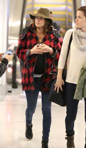 4:19 hypable.com 29 828 просмотров. Himym S Cobie Smulders Welcomes Second Child With Husband Taran Killam Mirror Online