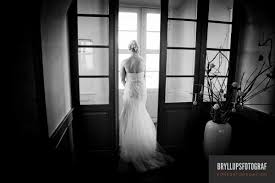 You can use this swimming information to make your own swimming trivia questions. Funny Bridal Shower Quiz Questions For Know The Bride Trivia Game Wedding Photography In Denmark
