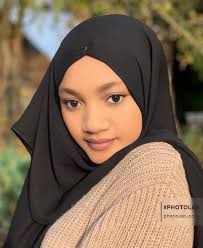 KURUDISHWA NYOTA ILIYOIBIWA NA KUFUNGUA VIFUNGO NA MIKOSI Chemsha kivumbasi  pamoja na majani ya mgomba wa ndizi na chumvi ya mawe baada ya hapo hiyo  dawa ikishachemka vizuri weka kwenye chombo Cha