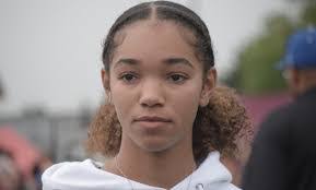 Michelle Domey's Instagram, Twitter & Facebook