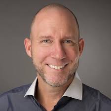 Crossing the second chasm and doing big BD deals with Kurt Davis, author of  "Navigate the Lighthouse"