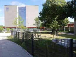 Teil Der Helene Lange Schule Zieht Zum Gymnasium Limmer