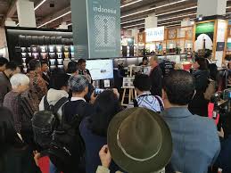 We did not find results for: Menemukan Kembali Raden Saleh