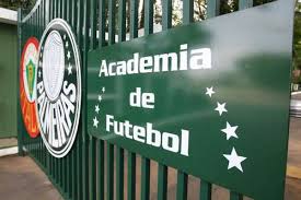 Ídolo do Palmeiras revela por que não assinou com o Corinthians