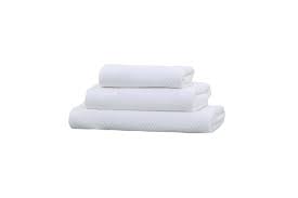 The good housekeeping institute textiles lab tested 40 towels styles for absorbency, drying speed, softness, durability, and more. 17 Best Bath Towels In 2021 Replace Those Old Moldy Shower Rags For Under 75 Gq
