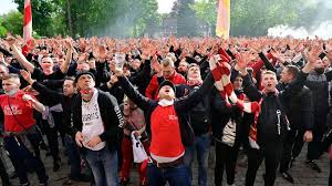 Union bank is definitely a 21rst century bank, but with the personal service banks had many years ago. Michael Muller Kundigt Nach Fan Party Konsequenzen Fur Union Berlin An Rbb24