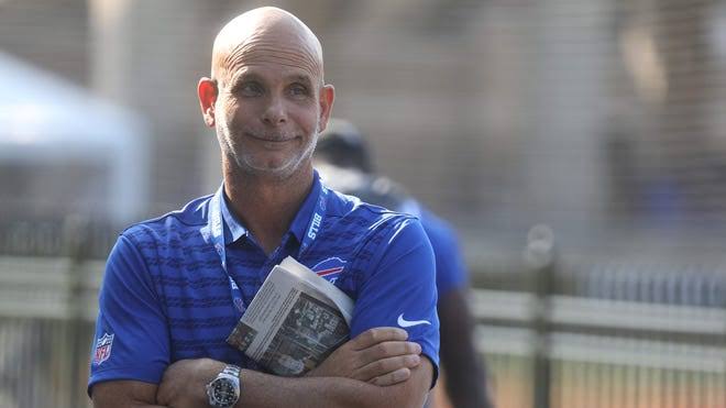 Bills' Pete Guelli honored as Rochester marks 25 training camps