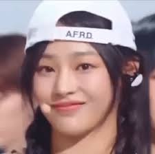 So glad that Danielle is here to humble this pick me girl. You don't speak  when the queen speaks! : r/kpoopheads