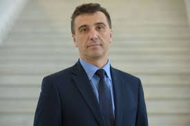 Poseł jarosław sachajko w sejmie. Posel Dr J Sachajko O Planowanych Podwyzkach Dla Strajkujacych Nie Mozna Zarzadzac Panstwem Pod Wplywem Strajkow Radiomaryja Pl