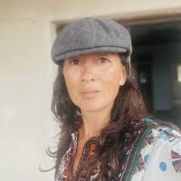 Debra Hempel's Instagram, Twitter & Facebook