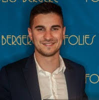 Etienne Roets's Instagram, Twitter & Facebook