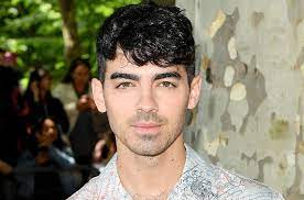 Nick, joe, and kevin were joined on stage by their collaborator marshmello for the first live performance of their new single leave before you love. Joe Jonas Age Height Weight Net Worth 2021 Wife Kids Gay Girlfriend Biography Wiki Md Daily Record