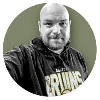 Pat Mundy's Instagram, Twitter & Facebook