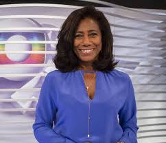 Philanthropy  edit  gloria saw children in dire need during many of her travels and decided to dedicate her time to travel around the world helping others. Gloria Maria Volta Ao Globo Reporter Nesta Sexta Feira 5 Famosidades