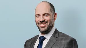 Why super's manager merry-go-round is 'the definition of insanity'