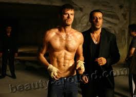 Kivanc Tatlitug Turkish Brad Pitt Kivanc Tatlitug Hot Actors Actors