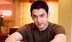 Success By Secret Superstar Could Give Aamir Khan The Title Of The World S Biggest Movie Star In 2020 Aamir Khan Movie Stars Superstar