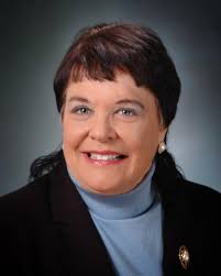 Long Beach Soroptimists honor women who lead