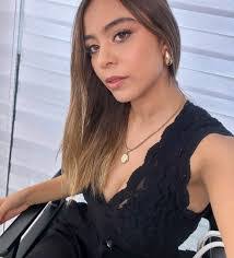 Diana Ogaz's Instagram, Twitter & Facebook