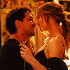 En su luna de miel quedo embarazada,ya que se casaron en una boda. Belinda Esta Embarazada De Christian Nodal Mhoni Vidente Revela Si Sera Nina O Nino El Heraldo De Mexico