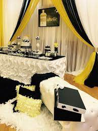 Milkaholic Baby Shower Party Ideas Photo 14 Of 15 Baby Shower Yellow Yellow Baby Shower Decorations Bee Baby Shower Theme
