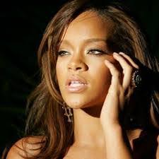 Maite Lopez's Instagram, Twitter & Facebook