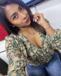 Románticos en todo el mundo levante su manito y deje su ❤️ 👇🏼  @taty_ortega.j al aire 🎶 Escuchenos www.radiolapicosa.com DESCARGUE  NUESTRA APP: 📲. ANDROID:  https://play.google.com/store/apps/detailsid=com.compuhomesoluciones.radiolapicosa&hl  ...