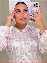 Hand bag ❤️ وفرتها تاني بسعر حلو جداا❤️ مقاسها ١٥*٢٥ ماتريال جلد قلبوا عشان  تشوفوا الفيدو ليها ع الطبيعه 🔥❤️❤️