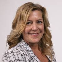 Emily Guzzo's Instagram, Twitter & Facebook