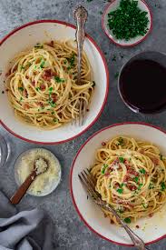 Spaghetti Alla Carbonara For Two Www Oliviascuisine Com Italian Spaghetti Alla Carbonara Is A Pasta Dish Th In 2020 Pasta Dishes Carbonara How To Make Spaghetti