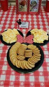 1st Birthday Party Snack Ideas Pin By Stephanie Partin On Adornos Minnie Mouse Birthday Party Minnie Mouse 1st Birthday Minnie Mouse Party