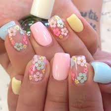 Este año, las uñas con flores están ocupando la mayor parte de los intereses de las mujeres. De 100 Fotos De Unas De Gel Decoradas Primavera Verano 2021