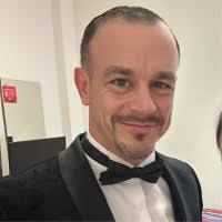 30+ "Andrew Barwick" profiles