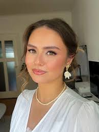 Annabelle Moser Make-up