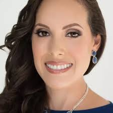 Stephanie Tadlock's Instagram, Twitter & Facebook