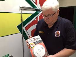 How to replace battery in mains powered smoke alarm if it's beeping. Marylanders Must Replace Older Smoke Alarms That Have 9 Volt Batteries Wamu