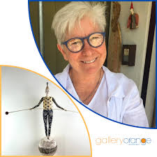 Artist Spotlight 🍊 Cathy Rose "I've been either teaching or working as a  full-time artist for forty years. I have two art degrees, but I would say  I'm basically self-taught as I've
