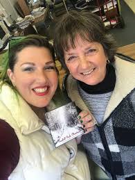 Wildflower's Ginger Smith releases Christmas album