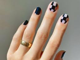 La tendencia de los diseños de uñas y la decoración de uñas en tus manos seguirá siendo una moda de belleza este año, que cada vez se hace mucho más elegante como también tiene mayor elaboración y creatividad. Manicura Manilocuras De 2021 Si Pintas Asi Tus Unas Dominaras Las Tendencias Del Ano