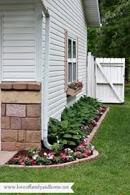 Side Yard Makeover Creating Curb Appeal Small Backyard Landscaping Home Landscaping Backyard Landscaping