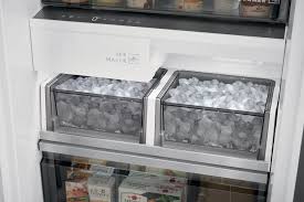 Your ice maker is shipped with the wire signal arm in the on position. Frigidaire Fpfu19f8wf 33 Inch Freezer Column With 18 6 Cu Ft Capacity Internal Ice Maker Spacewise Organization Crispseal Crispers Eventemp Cooling Door Alarm Temperature Alarm And Sabbath Mode