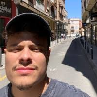 80+ perfiles de «Alejandro Gámez»