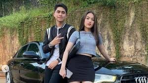 Melody (aisyah aqilah) yang pindah sekolah karena dia sedang menghindari setiap masalah yang terjadi di dalam hidupnya, apalagi melody memilik masa lalu yang. Kasih Aisyah Aqilah Mobil Athalla Naufal Minta Tak Dijual