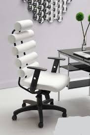 These sciatica chairs have been ergonomically designed to not only give you comfort but also to provide good support for your spinal disks and lumbar curves. What Are The Best Office Chairs For Lower Back Pain Quora