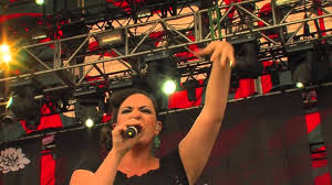 Caro Emerald Live A Night Like This Sziget 2012 Caro Emerald Live Back It Up Sziget 2012 Songs Michael Jackson Thriller Caro