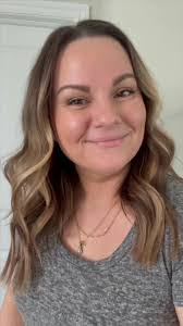 Lisa Tucker's Instagram, Twitter & Facebook