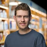 Alexander Mangold's Instagram, Twitter & Facebook